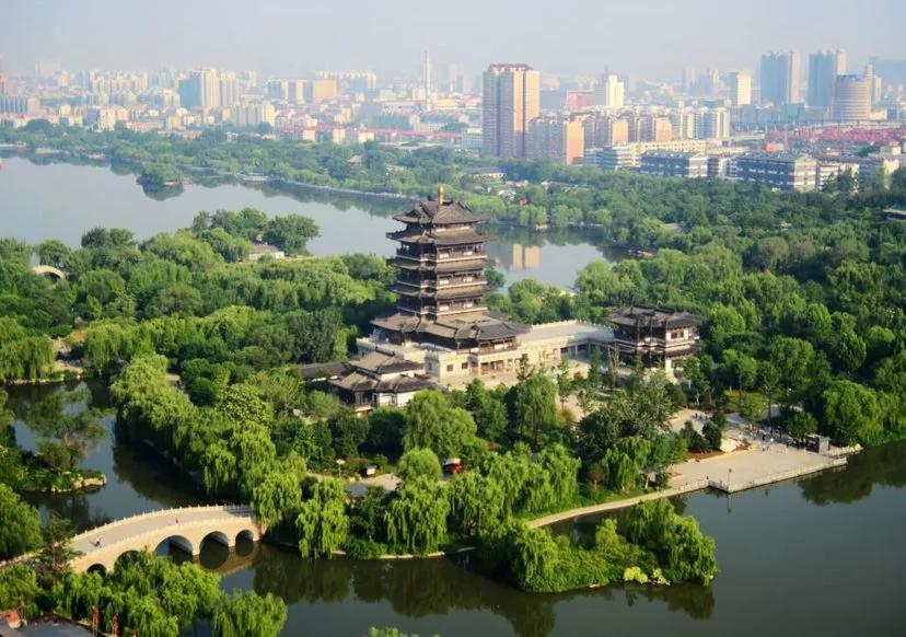 风水宝地的意思是什么，风水宝地是指墓地吗