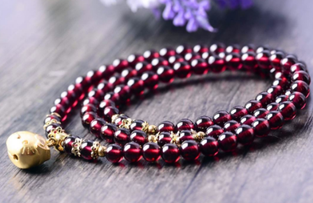 2月22日诞生石,七月的诞生石是什么石 2月22日诞生石,七月的诞生石是什么石