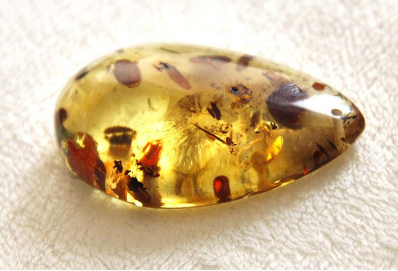 3月17日诞生石，六月的诞生石是什么石