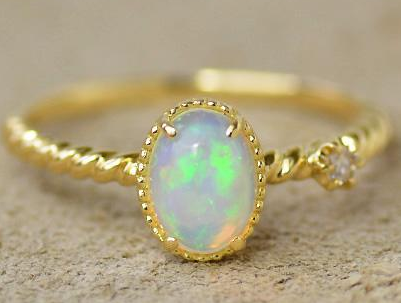 10月30日诞生石，2002年6月10日诞生石