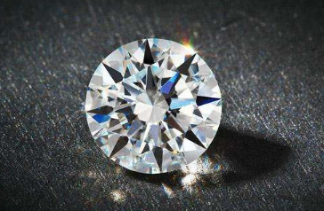 11月16日诞生石，钻石是什么时候出现的