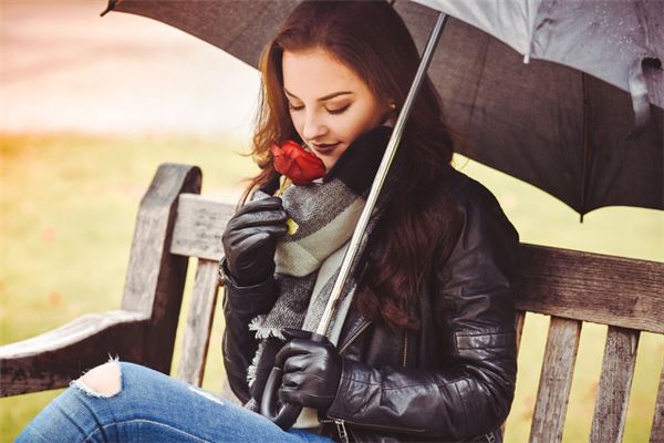 几种异于常人的面相特征是,一看就不是普通人的面相 几种异于常人的面相特征是,一看就不是普通人的面相