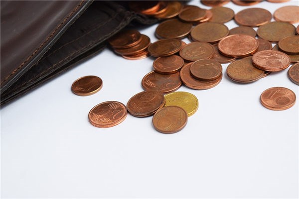 梦见看见钱是什么意思（梦里看见钱是什么前兆）