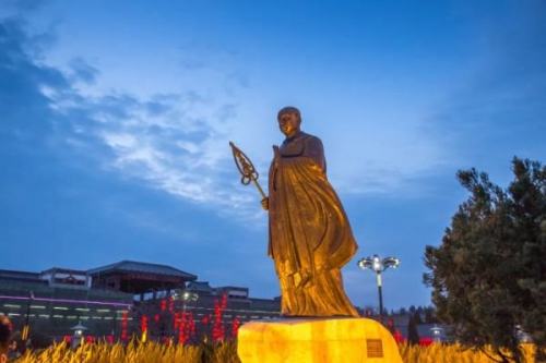 电光火石什么意思打一生肖（是电光火石还是电光石火）