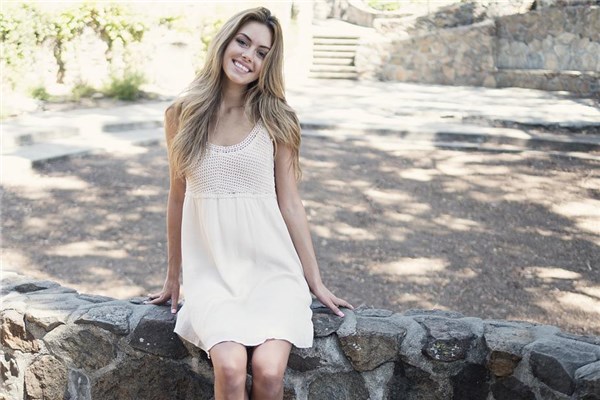 梦见心情愉快是啥预兆呢（梦见自己心情愉悦很高兴）