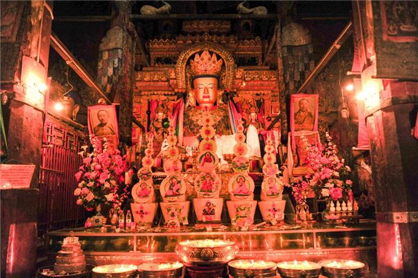 佛像坐东朝西好吗,佛像为什么不能朝西 佛像坐东朝西好吗,佛像为什么不能朝西