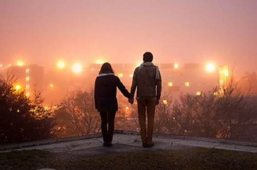 双鱼男把你当老婆的体现是（双鱼男会随便喊老婆吗）