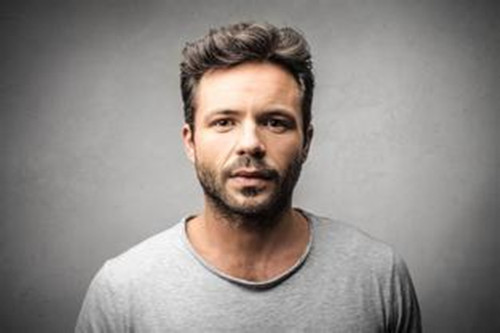 摩羯男躲避你说明什么意思（如果摩羯男在躲你你怎么办）