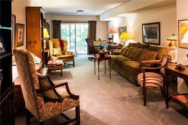 客厅餐桌摆放有讲究吗,客厅里放餐桌效果图 客厅餐桌摆放有讲究吗,客厅里放餐桌效果图