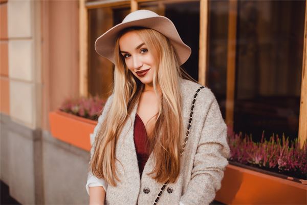 容易当小三的面相，小三命的女人面相特征