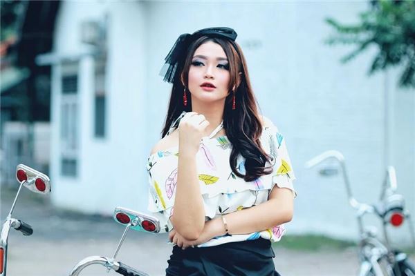 一字眉和龙眉,一字眉和标准眉哪个好看 一字眉和龙眉,一字眉和标准眉哪个好看