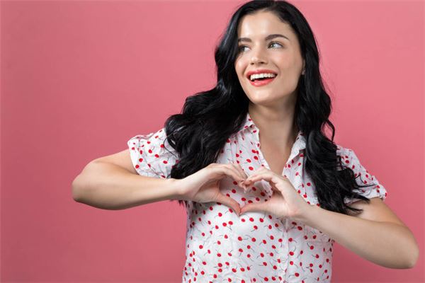 八种抠门的人面相特征图片,小气抠门的男人的表现 八种抠门的人面相特征图片,小气抠门的男人的表现