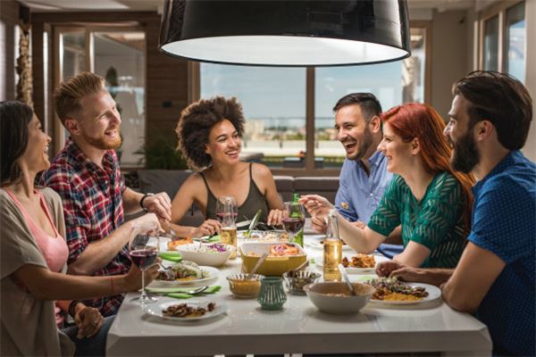 从吃饭看人的性格如何形容,吃饭慢的男人什么性格 从吃饭看人的性格如何形容,吃饭慢的男人什么性格