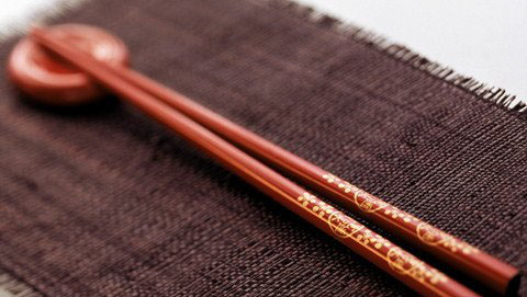 梦见筷子是什么意思，梦见好多筷子预示着什么