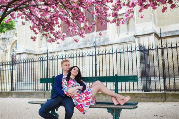 84年海中金命是什么意思,海中金是富贵命还是贫穷命 84年海中金命是什么意思,海中金是富贵命还是贫穷命