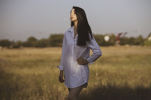 摩羯男追女生的表现（摩羯男眼中的美女标准）