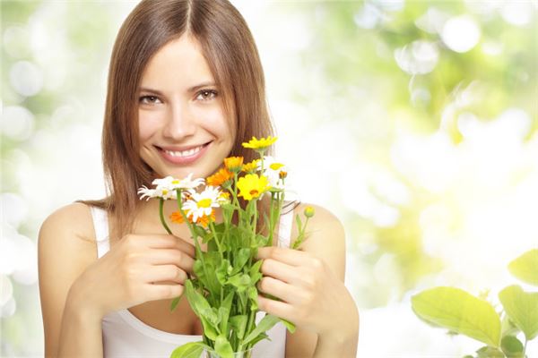 大拇指短的人的命运,大拇指又短又宽的命运 大拇指短的人的命运,大拇指又短又宽的命运