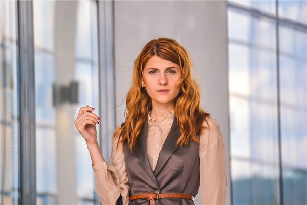 梦见经理的预兆（梦见女经理的预兆）