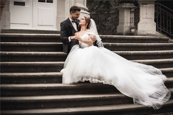 梦见结冥婚的预兆是什么（梦到结冥婚意味着什么）