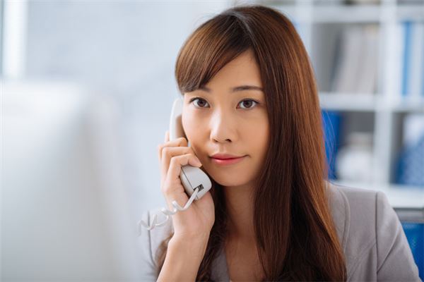 女孩右上眼皮跳是什么预兆,男人右眼皮跳是凶是吉 女孩右上眼皮跳是什么预兆,男人右眼皮跳是凶是吉