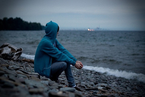 水瓶男躲避你说明什么意思（水瓶男知道你喜欢他后）