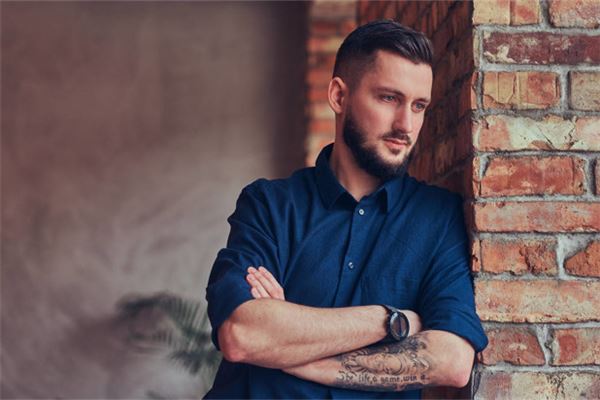 存不住钱的六大面相,一生受穷的四种面相 存不住钱的六大面相,一生受穷的四种面相