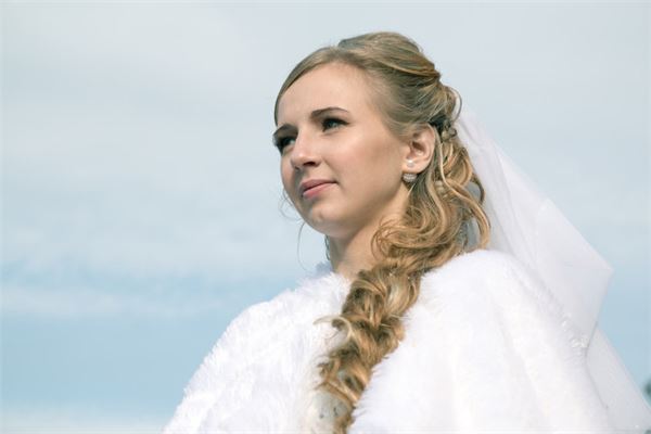 女人眉毛稀少命运好吗,眉毛稀少的女人代表什么 女人眉毛稀少命运好吗,眉毛稀少的女人代表什么