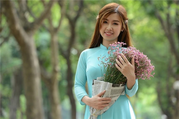 女人什么面相婚姻不幸福，婚姻极不顺的面相女