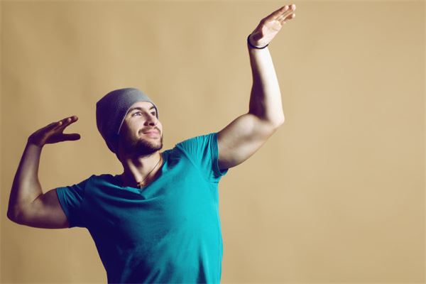 有什么样面相的男人能发财（一看就不是常人的面相）