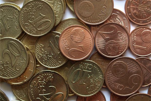 带五个硬币在身上招财，身上放几个硬币招财