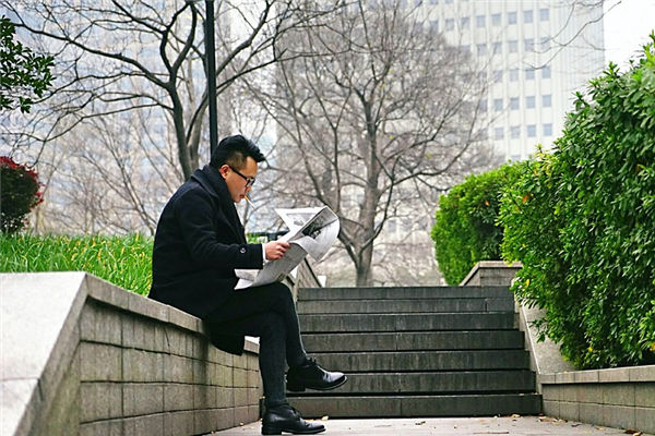 男人中深浅代表什么意思（人中扁平不明显的男人）