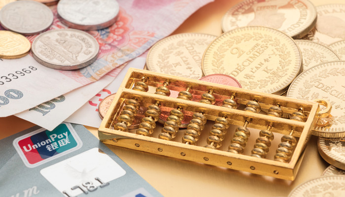 梦见爷爷给我好多钱，梦见已故爷爷给我现金