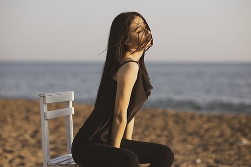 水瓶座近期感情运势女（2022水瓶座躲不过的情劫）