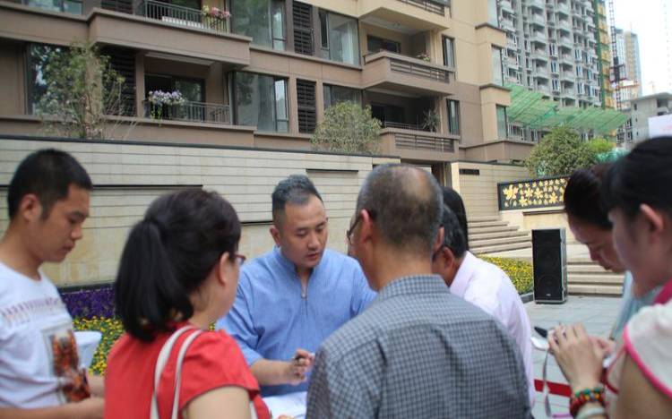 生辰八字起名,2019年2月出生的女孩适合起什么名 生辰八字起名,2019年2月出生的女孩适合起什么名
