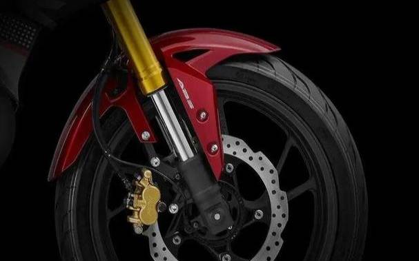 梦见骑自行车骑摩托车 梦见骑自行车骑摩托车