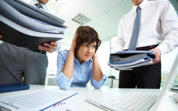 测面对职场领导潜规则，你会如何处理