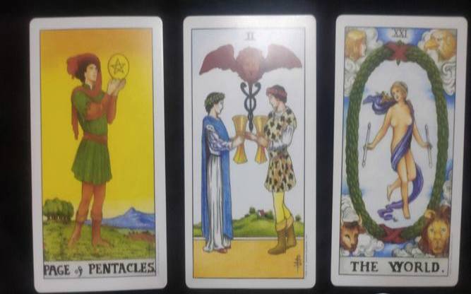 爱情发展趋势月亮逆位,感情越发亲密 爱情发展趋势月亮逆位,感情越发亲密