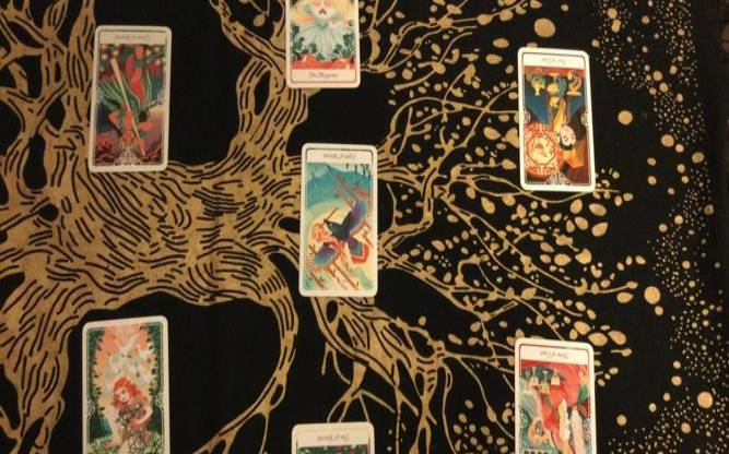 该如何切塔罗牌