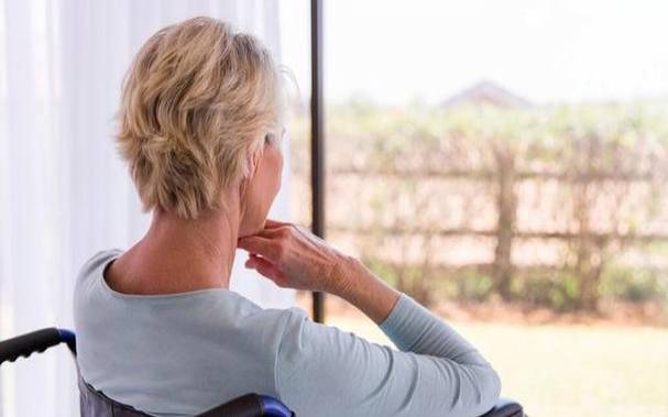 梦见脸苍白，周公解梦之梦到脸苍白