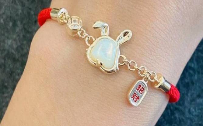 23年兔本命年发型 23年兔本命年发型