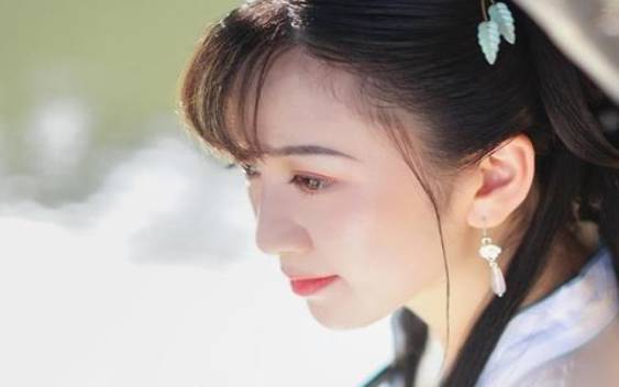 张盛舒2015年9月生肖蛇运势 张盛舒2015年9月生肖蛇运势