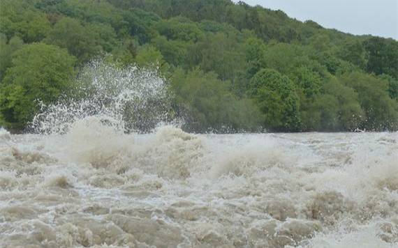 梦见家里发洪水 梦见家里发洪水
