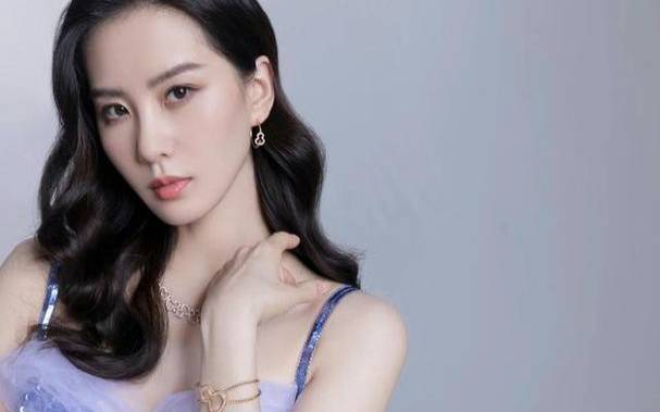 会展现出怎样的魅力和气质