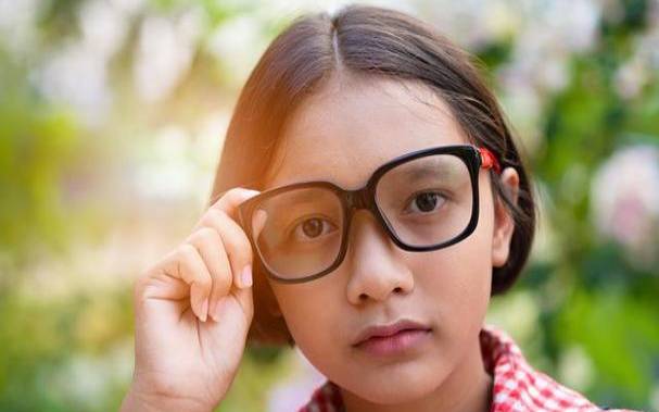 爱美须知,打耳洞会影响运势吗 爱美须知,打耳洞会影响运势吗