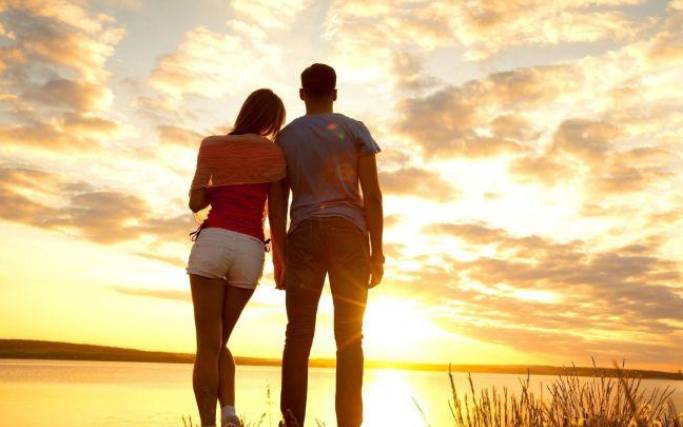 男命八字娶渣女,容易娶到渣女的八字 男命八字娶渣女,容易娶到渣女的八字