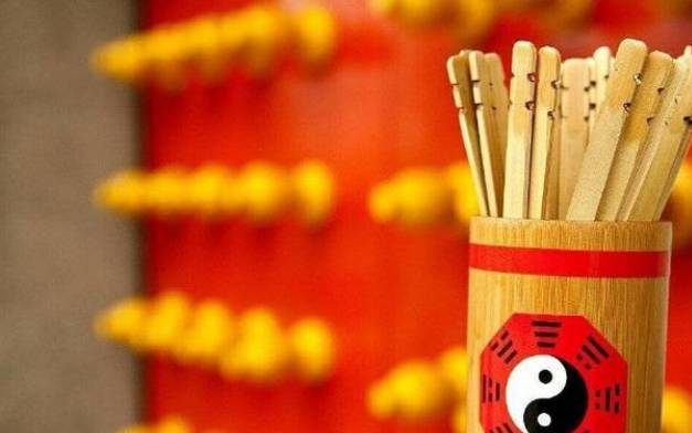 2019年八字庚午月运势，戊土／食神月