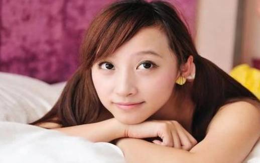 巨蟹座女生的缺点有什么，巨蟹座女生的缺点有哪些