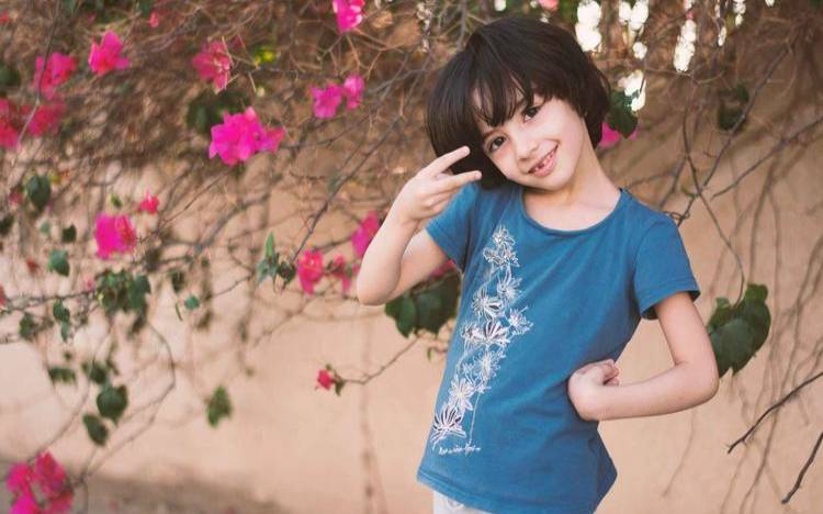 梦见女儿生了个男孩全过程,怀孕了做梦生了个女儿