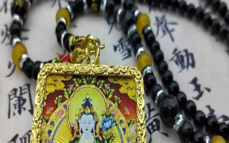 属马应佩戴什么（属马的人应该佩戴什么饰物）