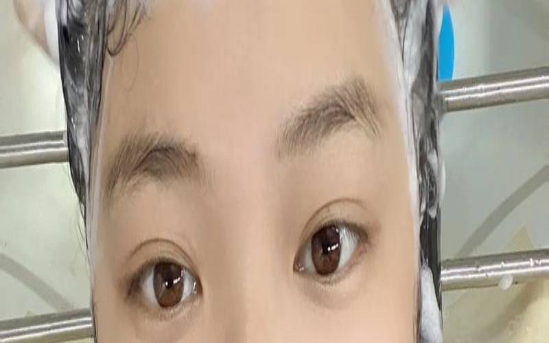 梦见洗头发是什么征兆女人（梦到自己洗头）